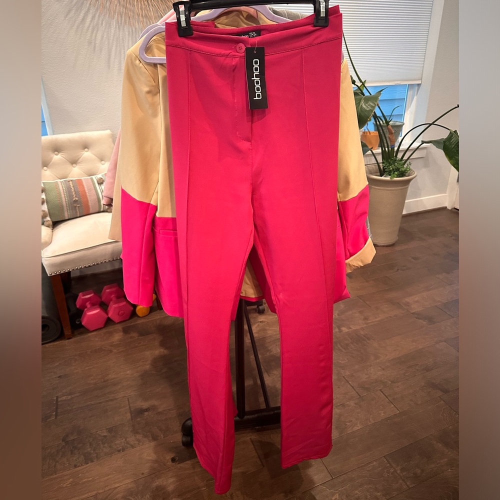 NWT Boohoo Tailored Trousers Wide Leg Hot Pink